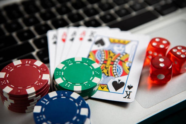 Berbagai jenis meja live dealer SA Gaming menampilkan blackjack, roulette, dan baccarat dengan dealer profesional